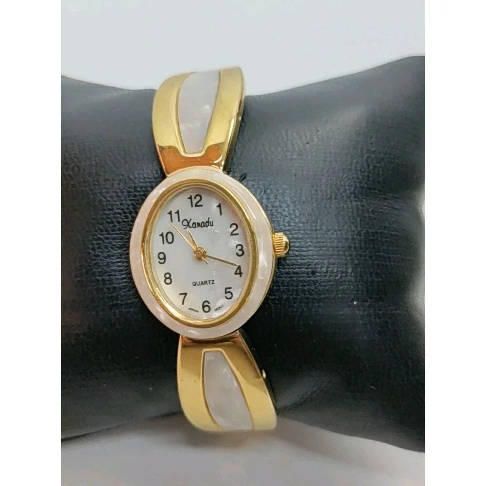 Xanadu Quartz Womens Wrist Watch W/MOP Bessel & Bracelet Trim